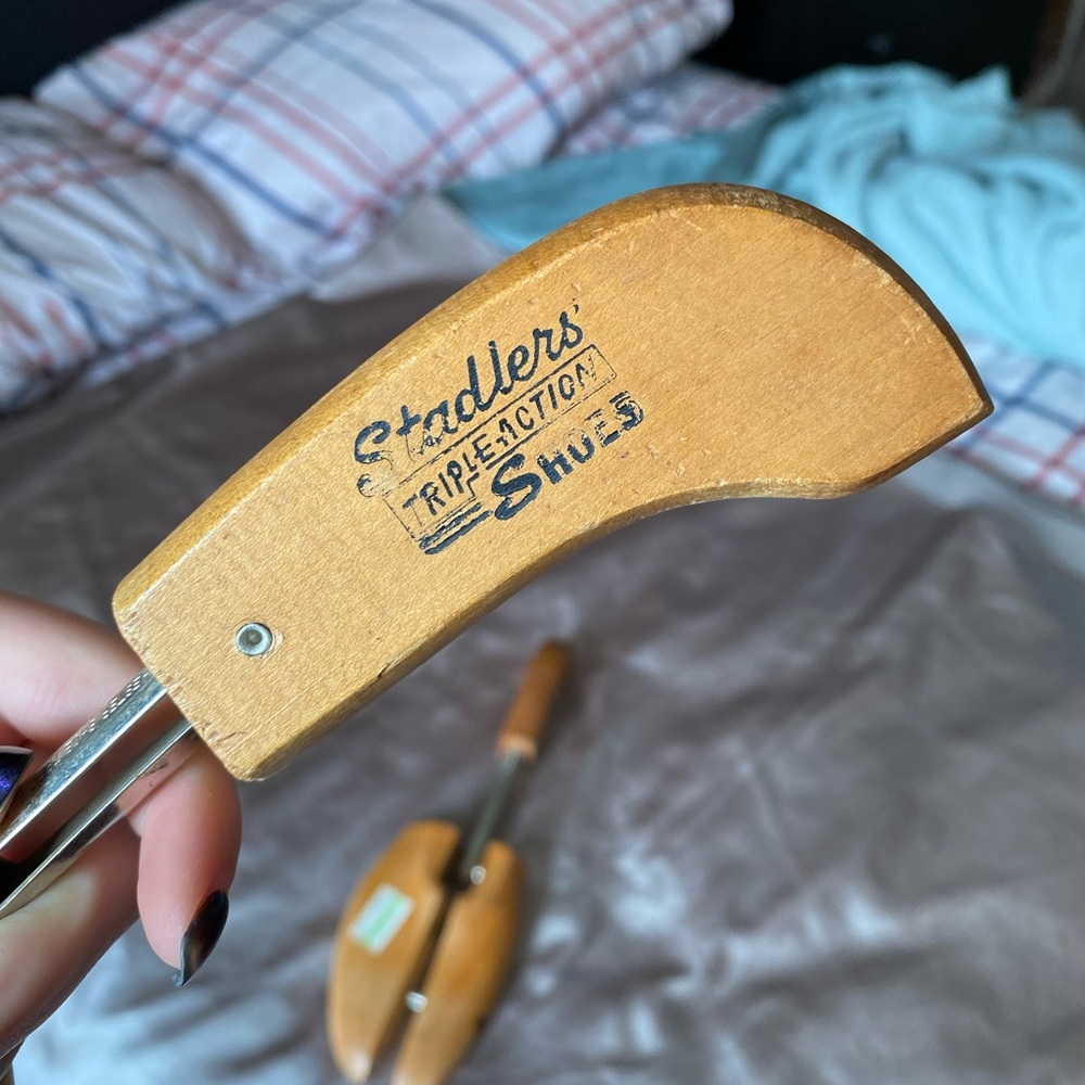 rochester shoe tree co stretchers pair - Picture 5 of 8